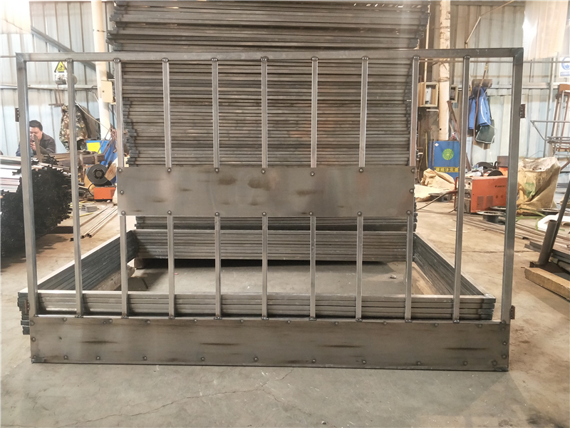 電建馬蒂柱豎桿基坑護(hù)欄 電建馬蒂柱豎桿基坑護(hù)欄